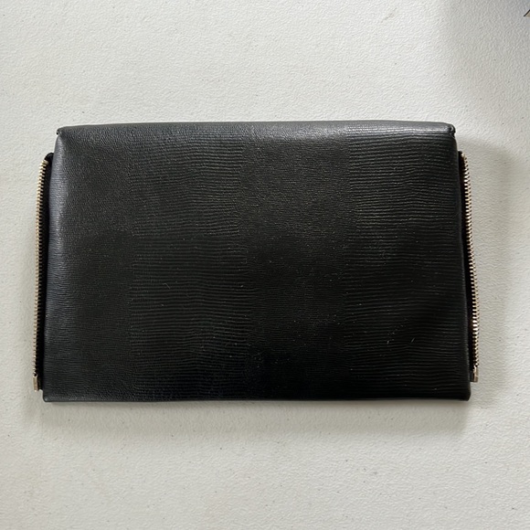 Stella&Dot Shift tote bag, black perforated saffiano - Picture 11 of 12